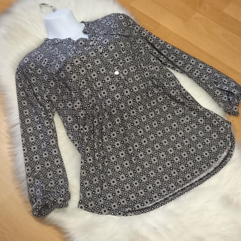 Dress Barn Printed Blouse - Picture 12 of 14